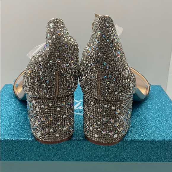 Betsey Johnson Blue Mari Wedding Bridal Shoe - Picture 5 of 8